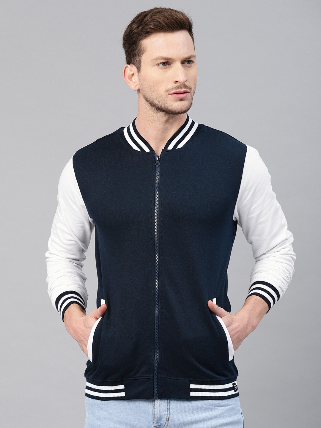 

Genius18 Men Navy Blue & White Solid Sweatshirt