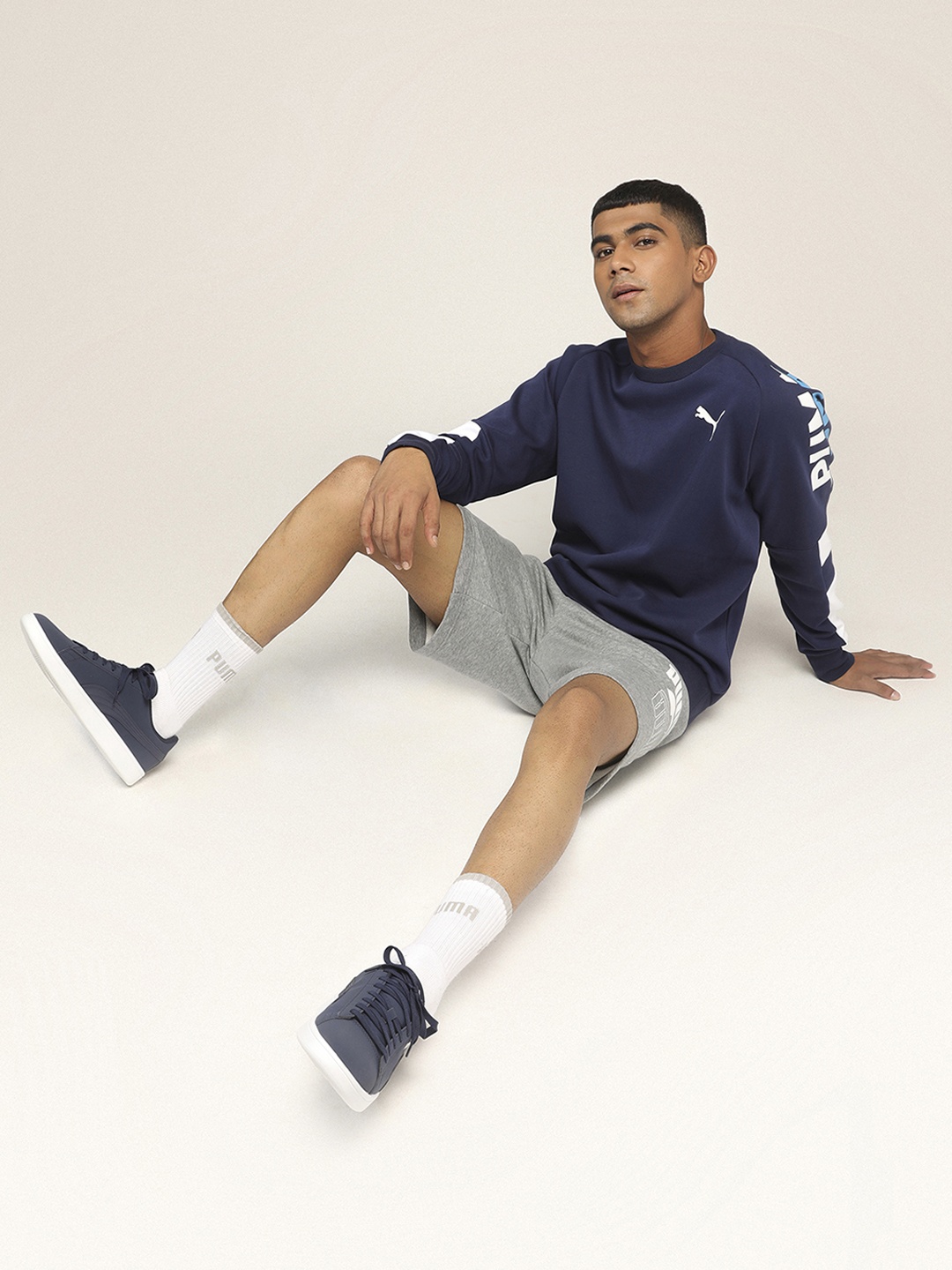 

Puma Unisex Navy Blue Puma Smash v2 Buck Sneakers