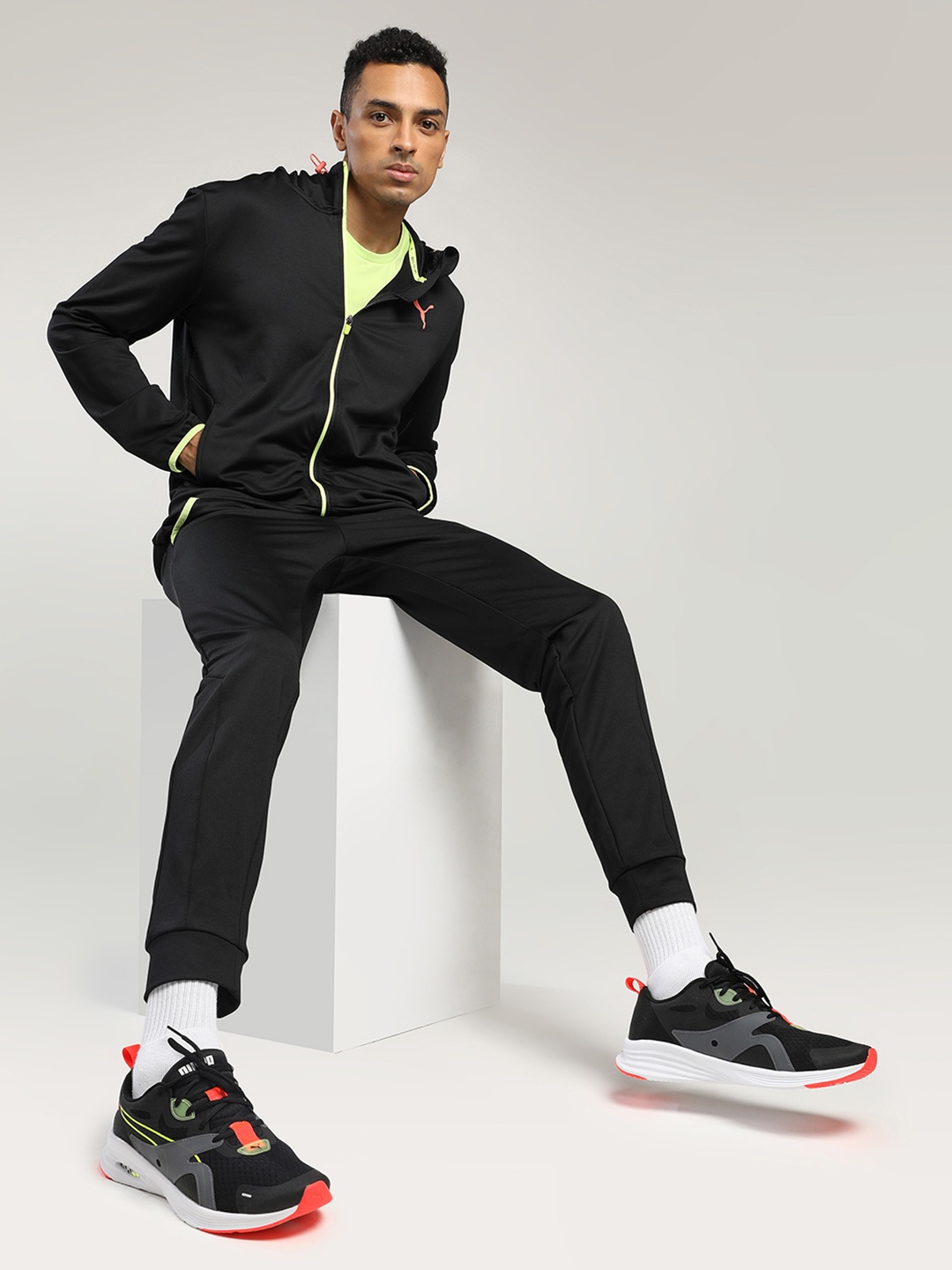 

Puma Men Black Hybrid Fuego Running Shoes