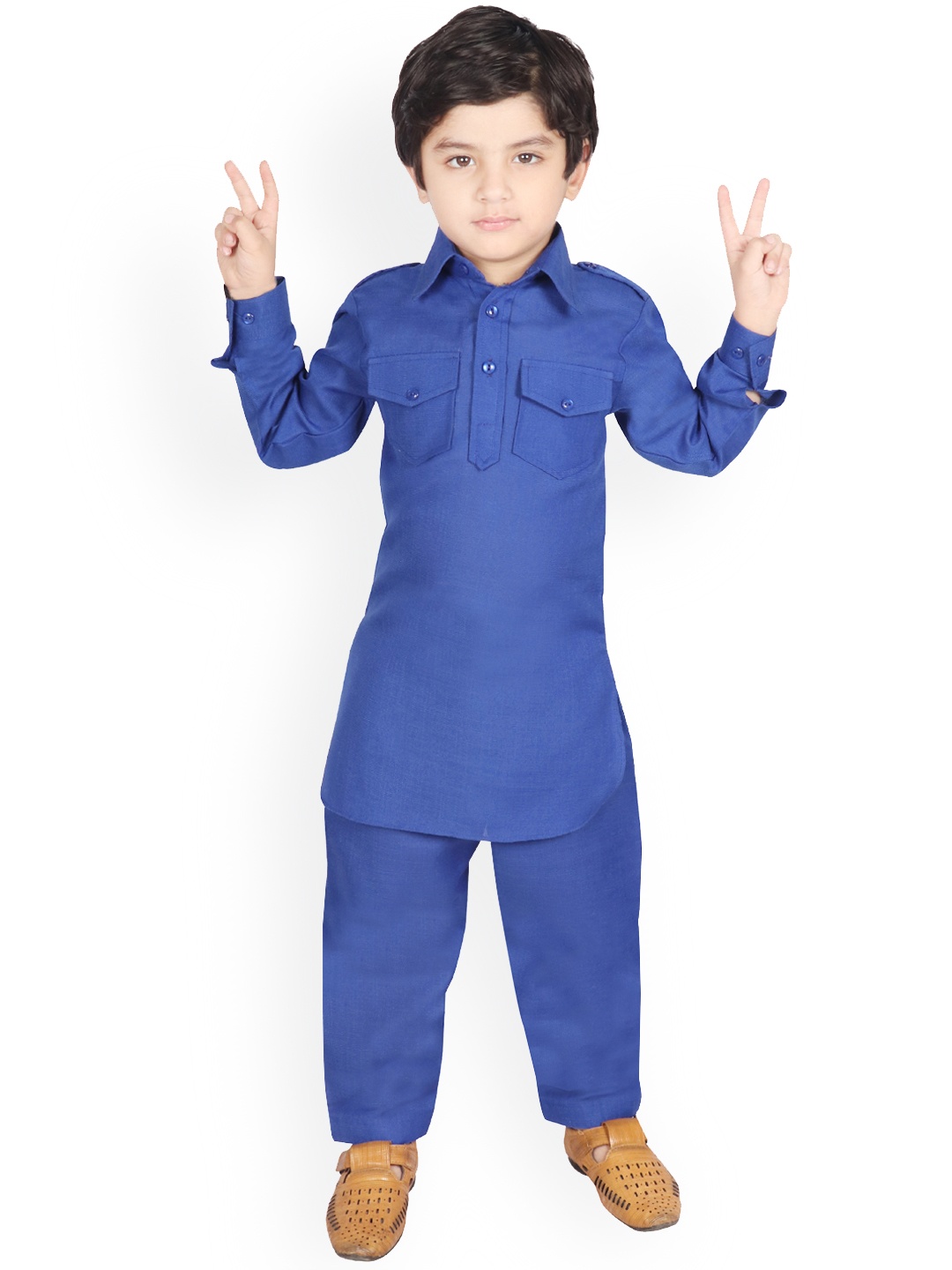 

SG YUVRAJ Boys Blue Solid Kurta with Pyjamas