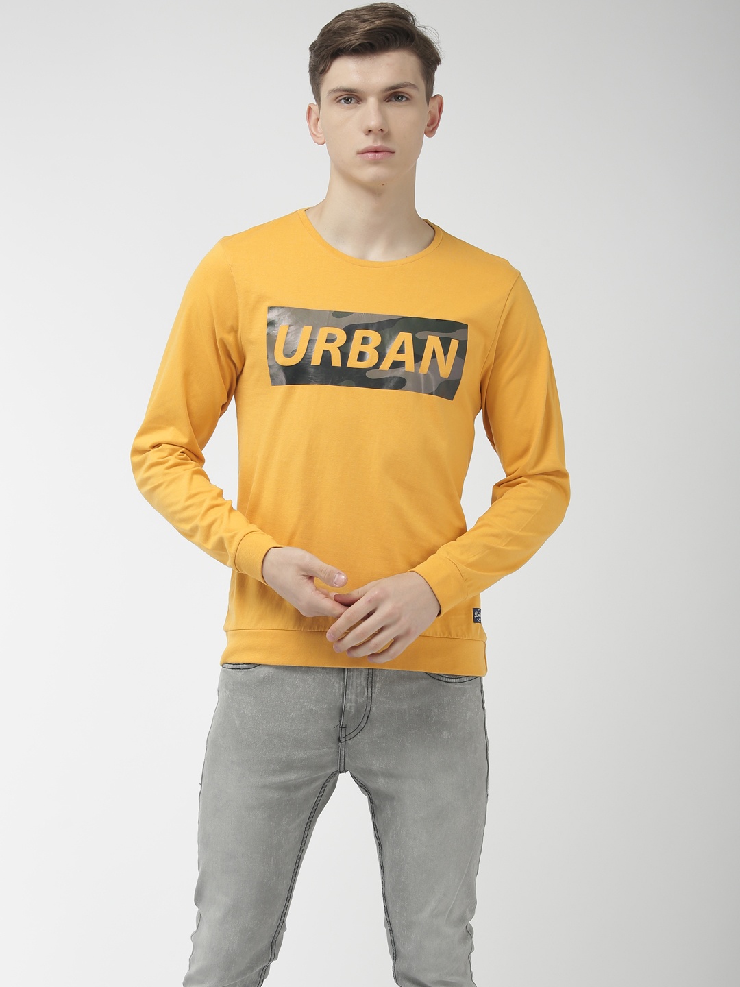 

Flying Machine Men Yellow Printed Round Neck Pure Cotton T-shirt