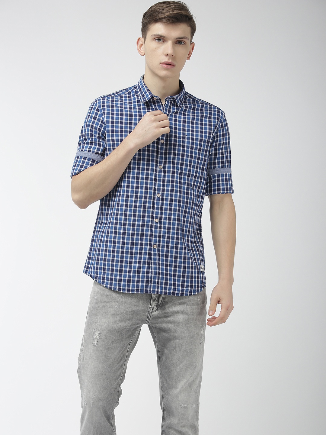 

Flying Machine Men Navy Blue Slim Fit Checked Casual Shirt