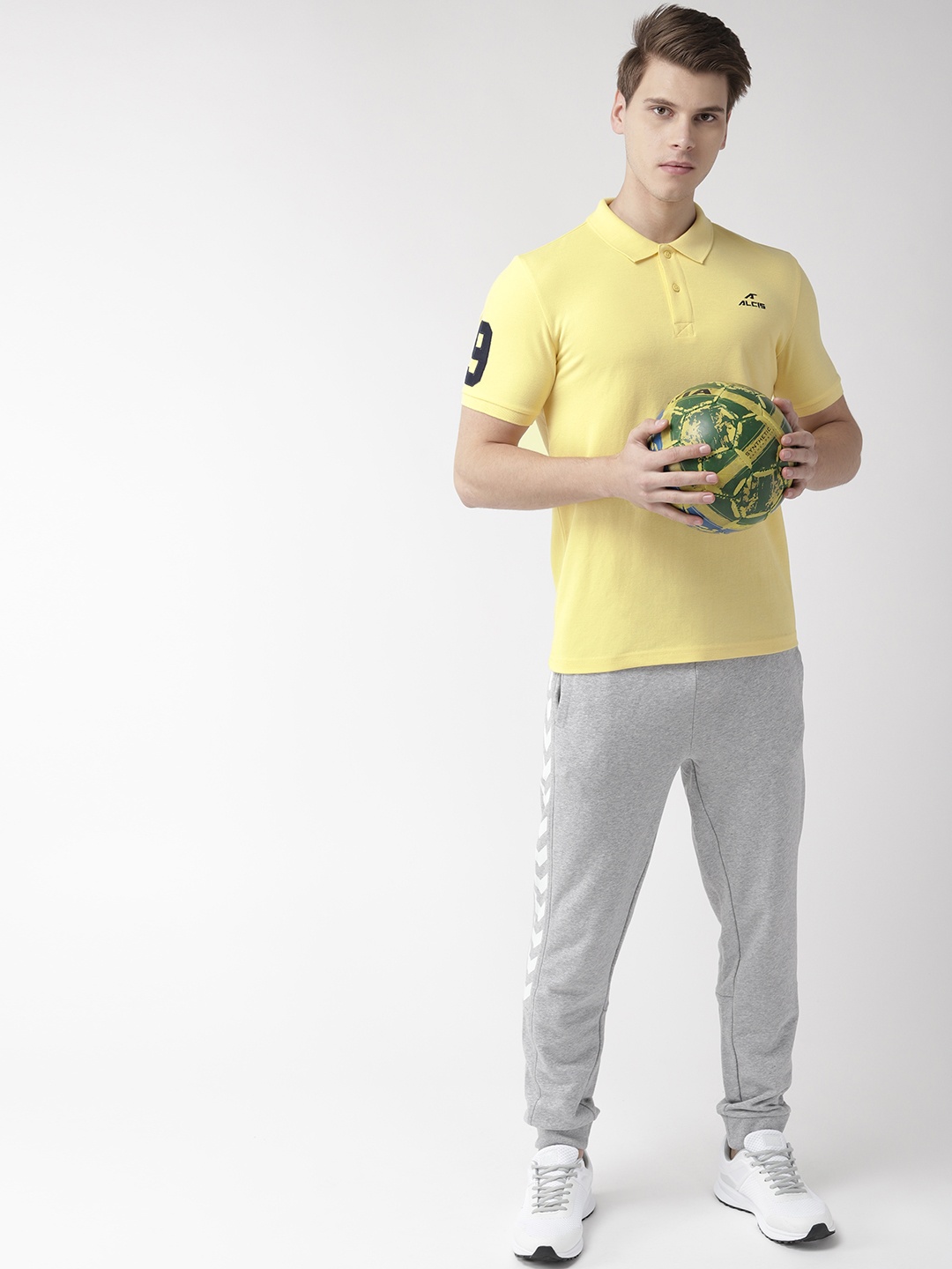 

Alcis Men Yellow Solid Polo Collar T-shirt