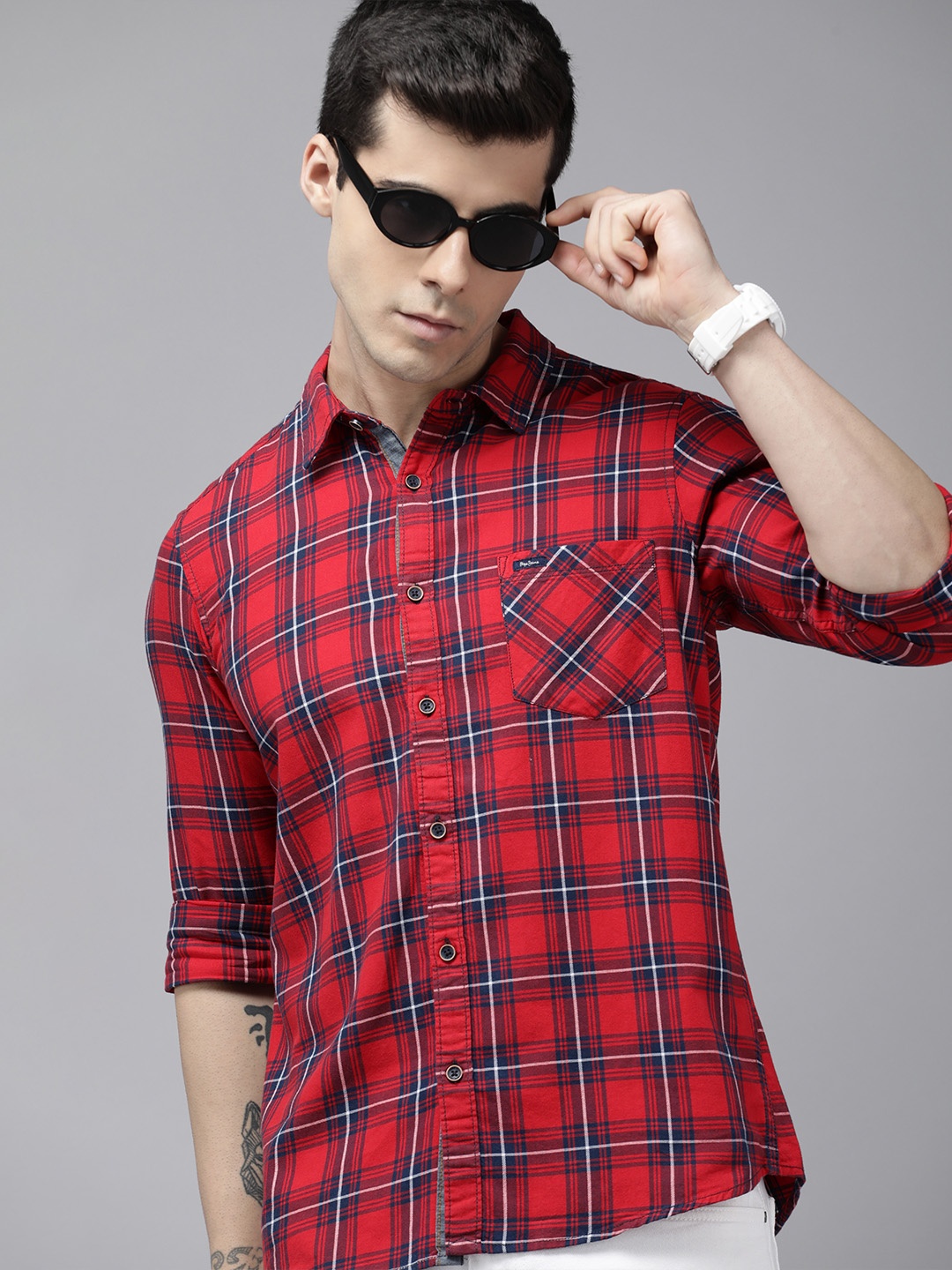 

Pepe Jeans Men Red & Navy Blue Checked Pure Cotton Casual Shirt