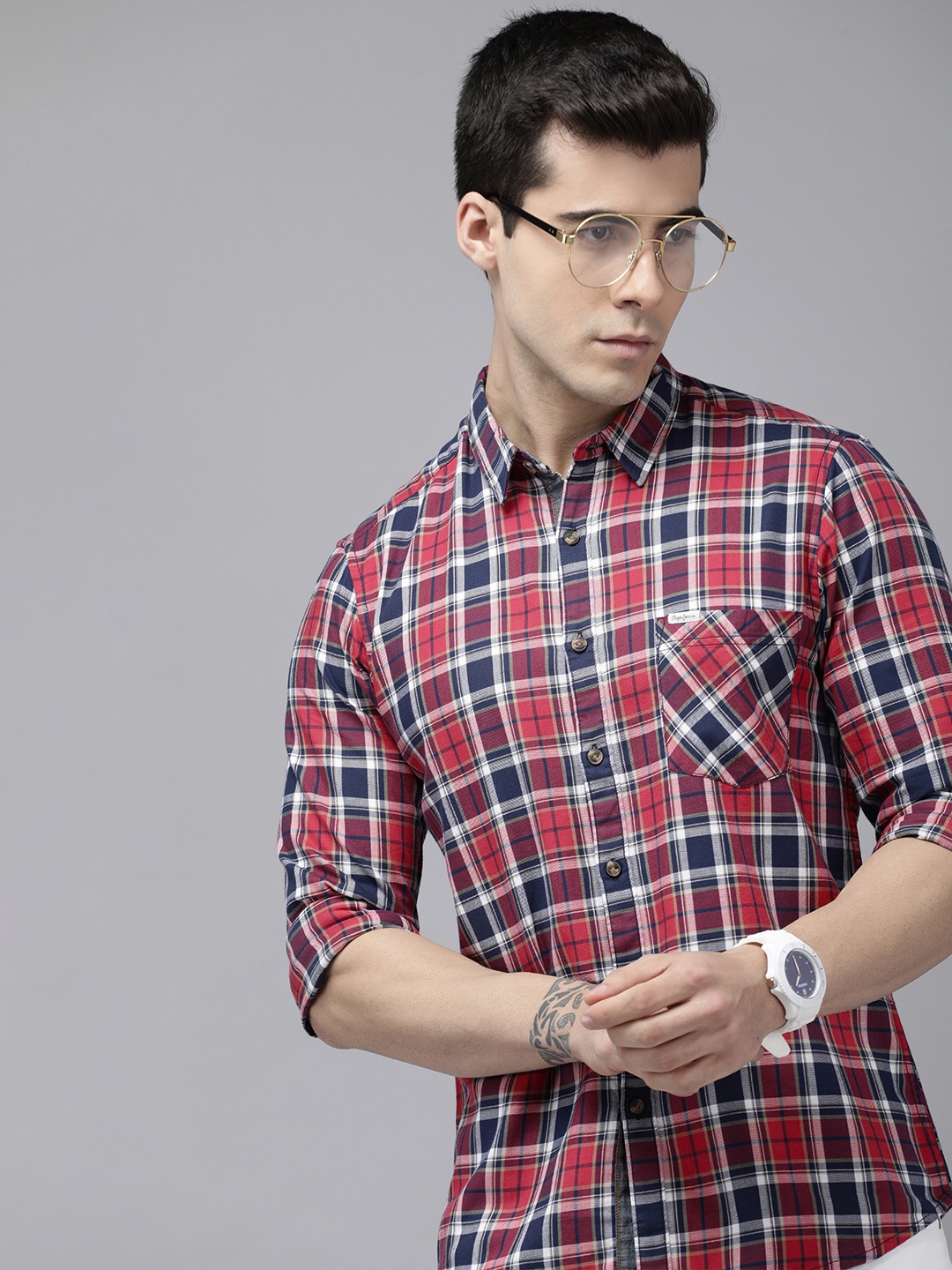 

Pepe Jeans Men Red & Navy Blue Checked Pure Cotton Casual Shirt