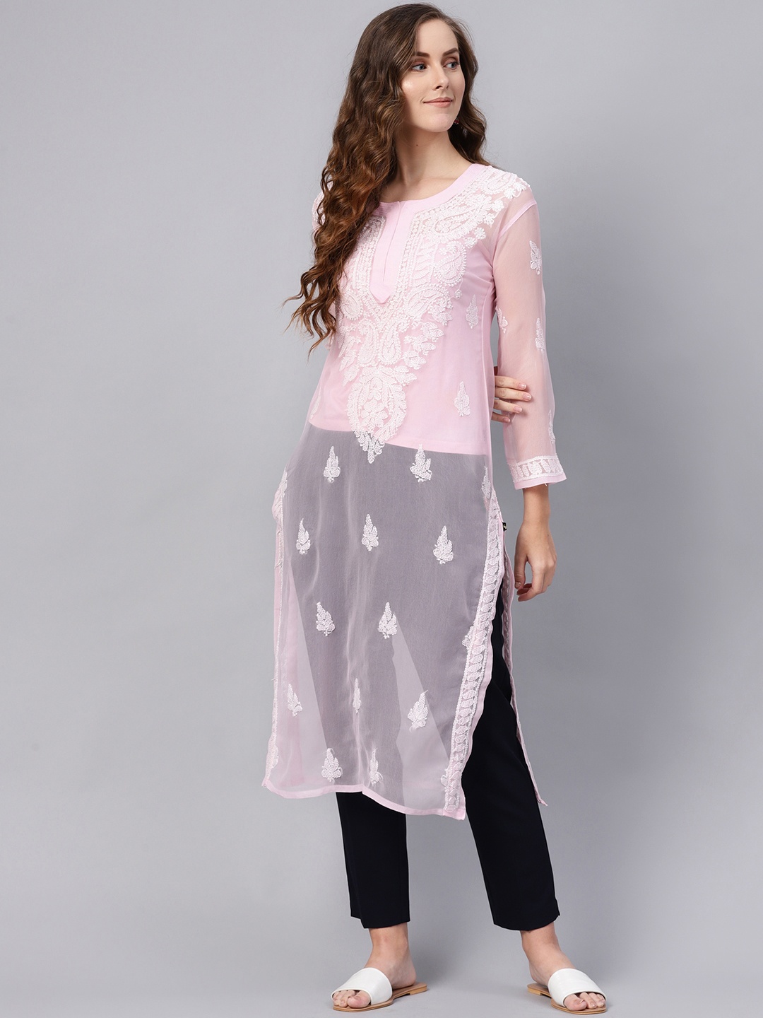 

Saadgi Women Pink & White Chikankari Embroidered Handloom Sheer Straight Kurta