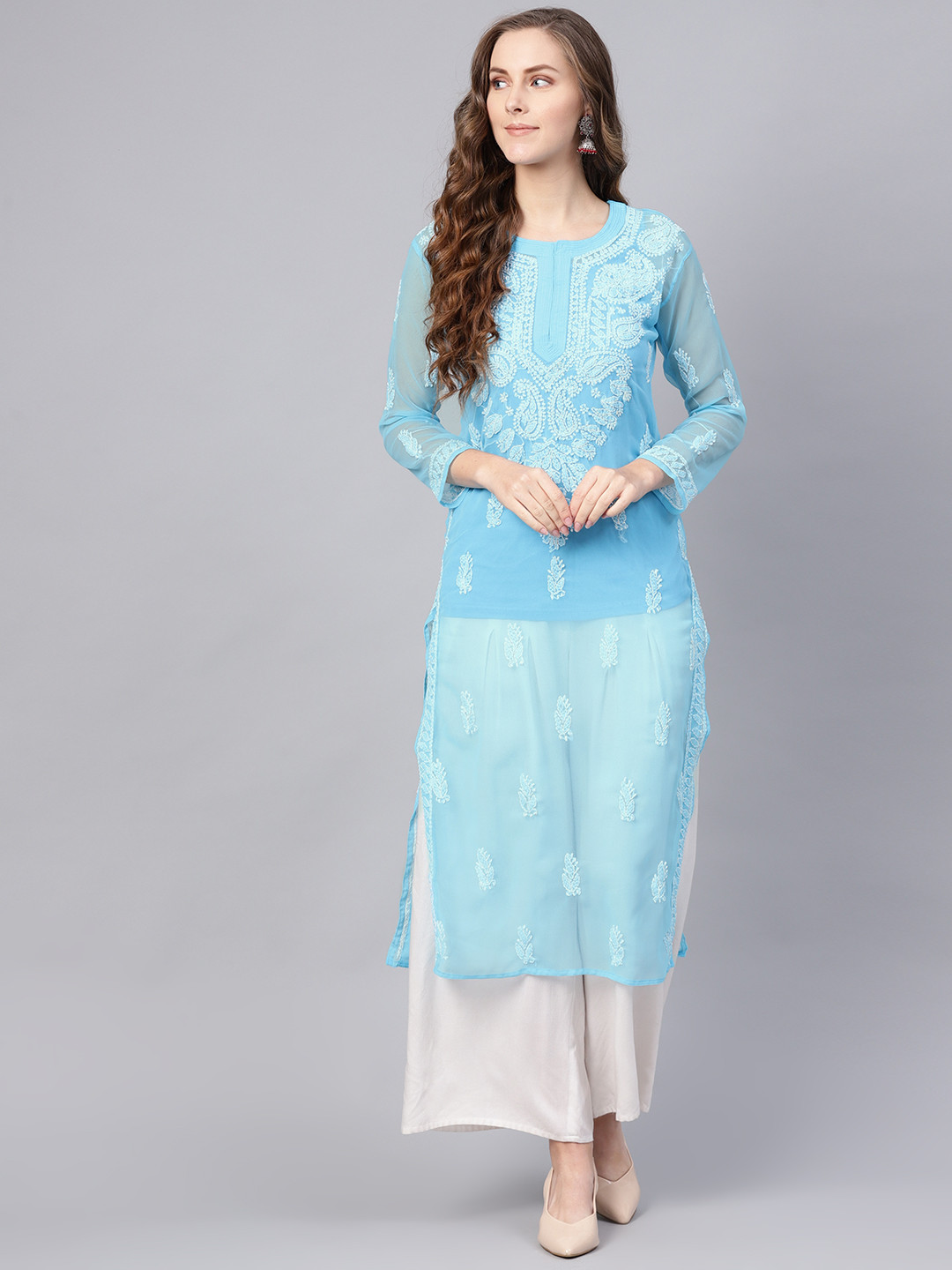 

Saadgi Women Blue & White Chikankari Embroidered Sheer Straight Kurta