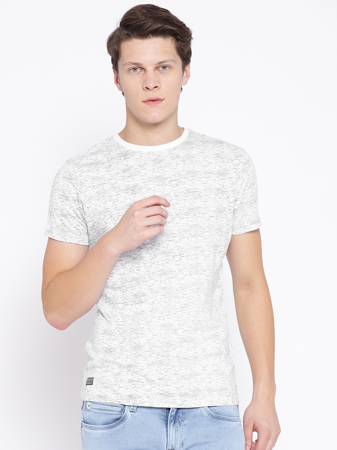 

Pepe Jeans Men Off-White & Grey Printed Round Neck T-shirt