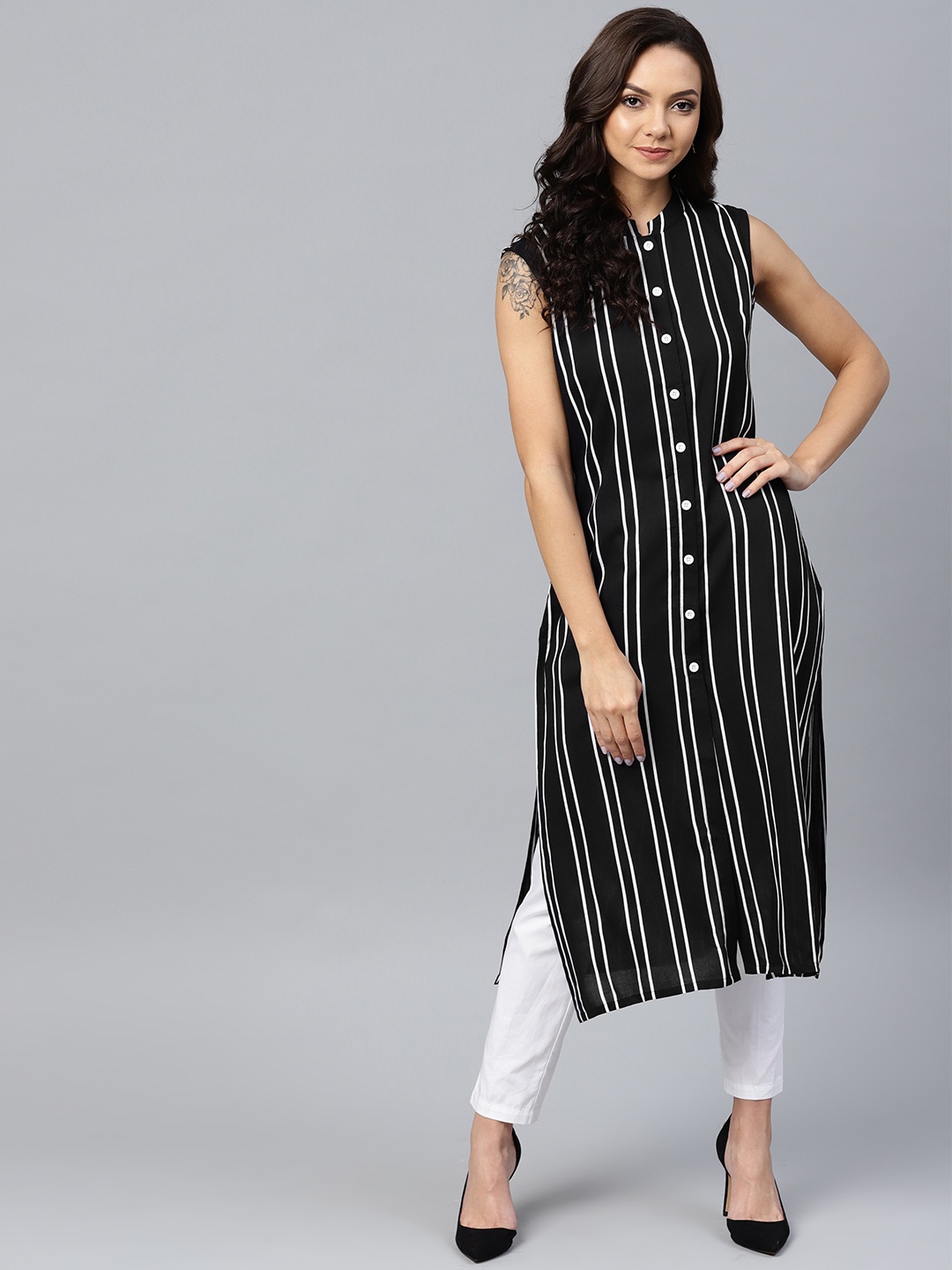 

Jompers Women Black & White Striped Straight Kurta