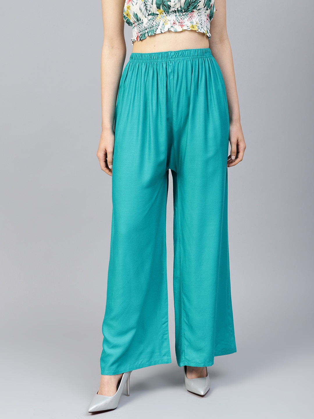 

Jompers Women Sea Green Solid Wide Leg Palazzos