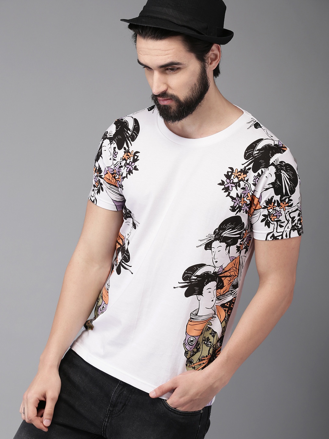 

Moda Rapido Men White Black Printed Round Neck Pure Cotton T-shirt