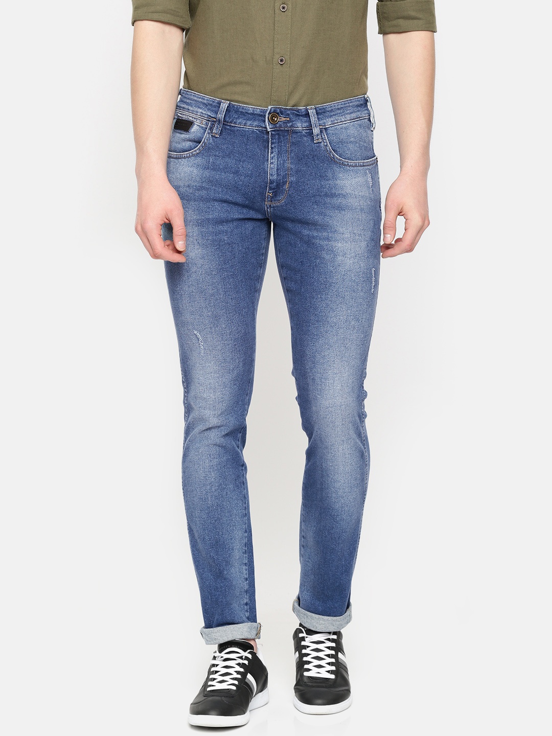 

Wrangler Men Skanders Blue Slim Fit Low-Rise Low Distress Stretchable Jeans
