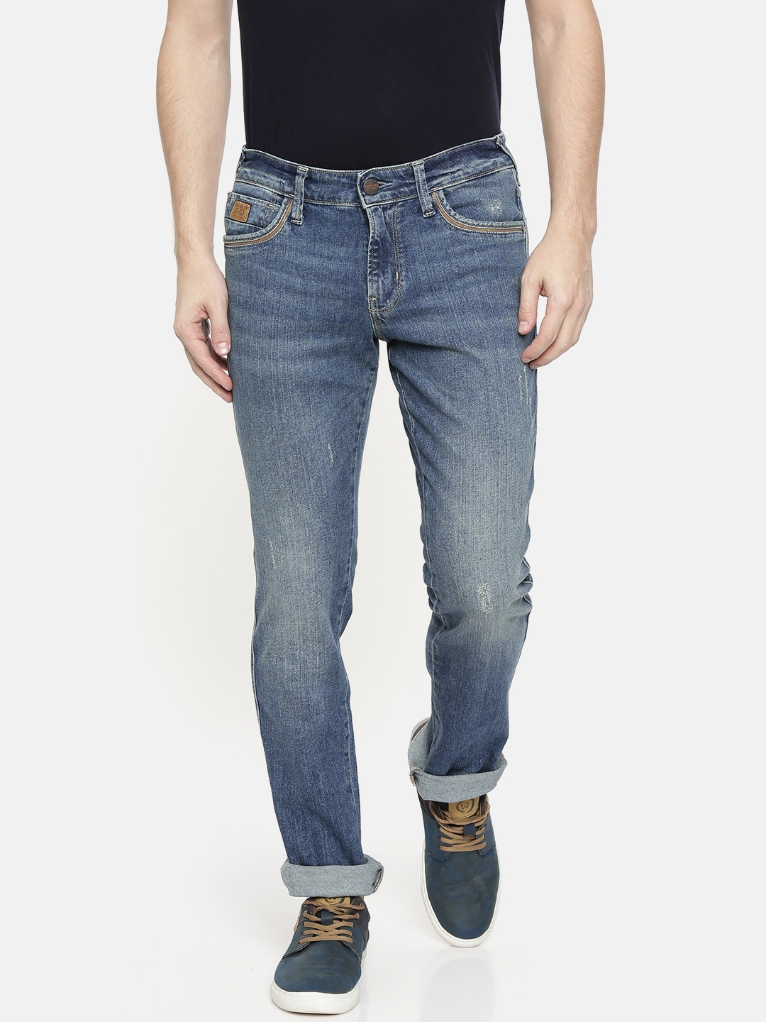 

Wrangler Men Blue Skanders Slim Fit Low-Rise Clean Look Stretchable Jeans
