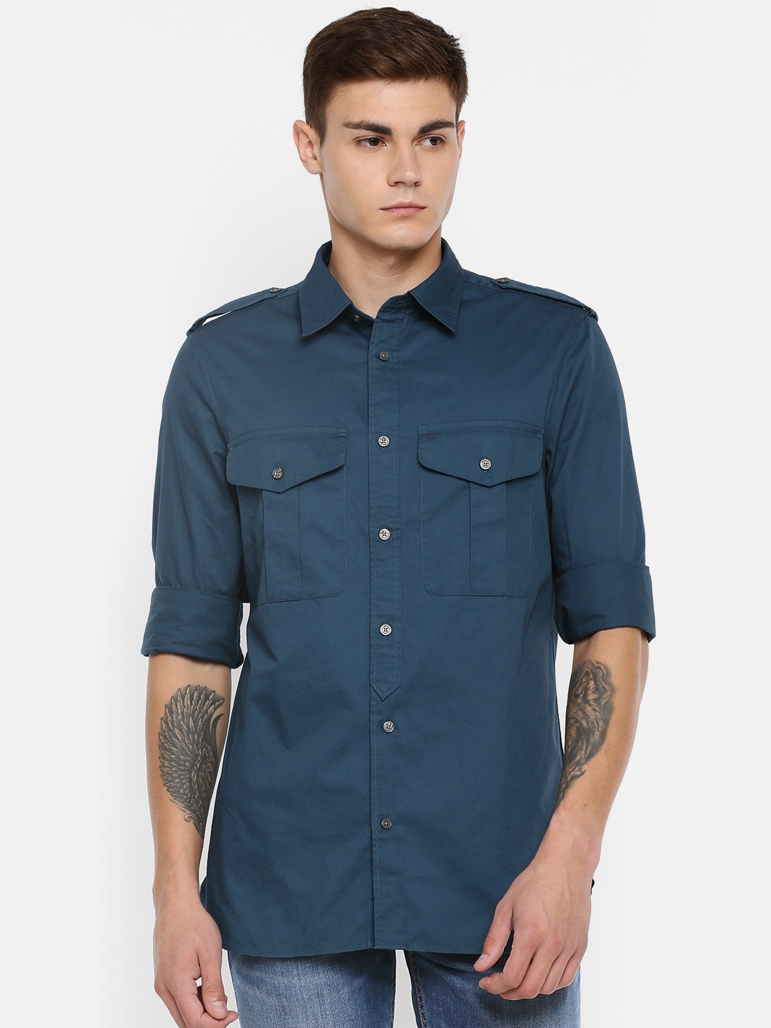 

Calvin Klein Jeans Men Blue Regular Fit Solid Casual Shirt