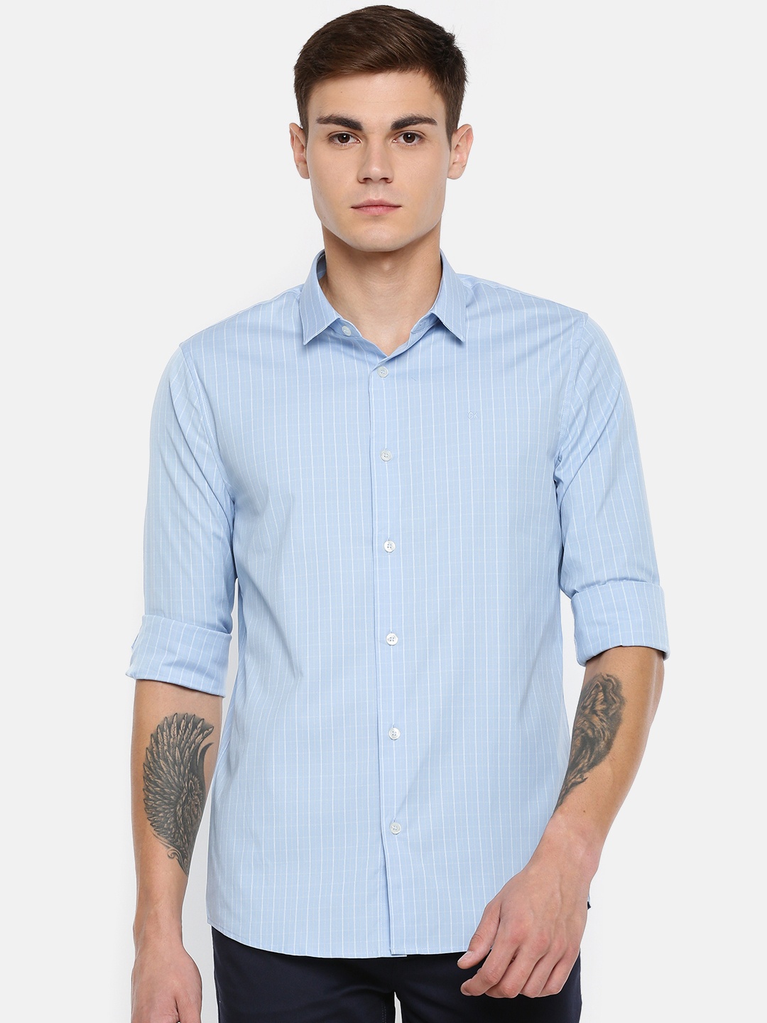 

Calvin Klein Jeans Men Blue & White Slim Fit Checked Casual Shirt