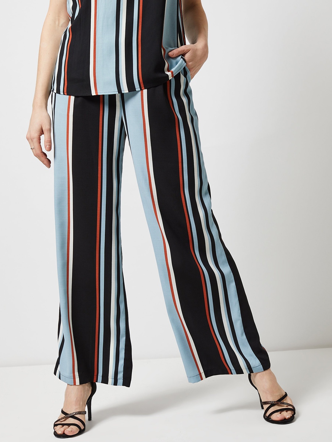 

DOROTHY PERKINS Women Blue & Black Regular Fit Striped Parallel Trousers