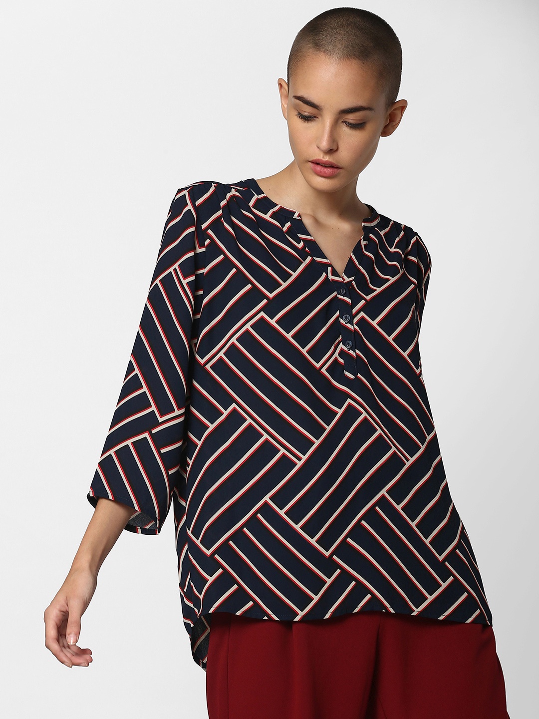 

ONLY Women Blue Printed Top
