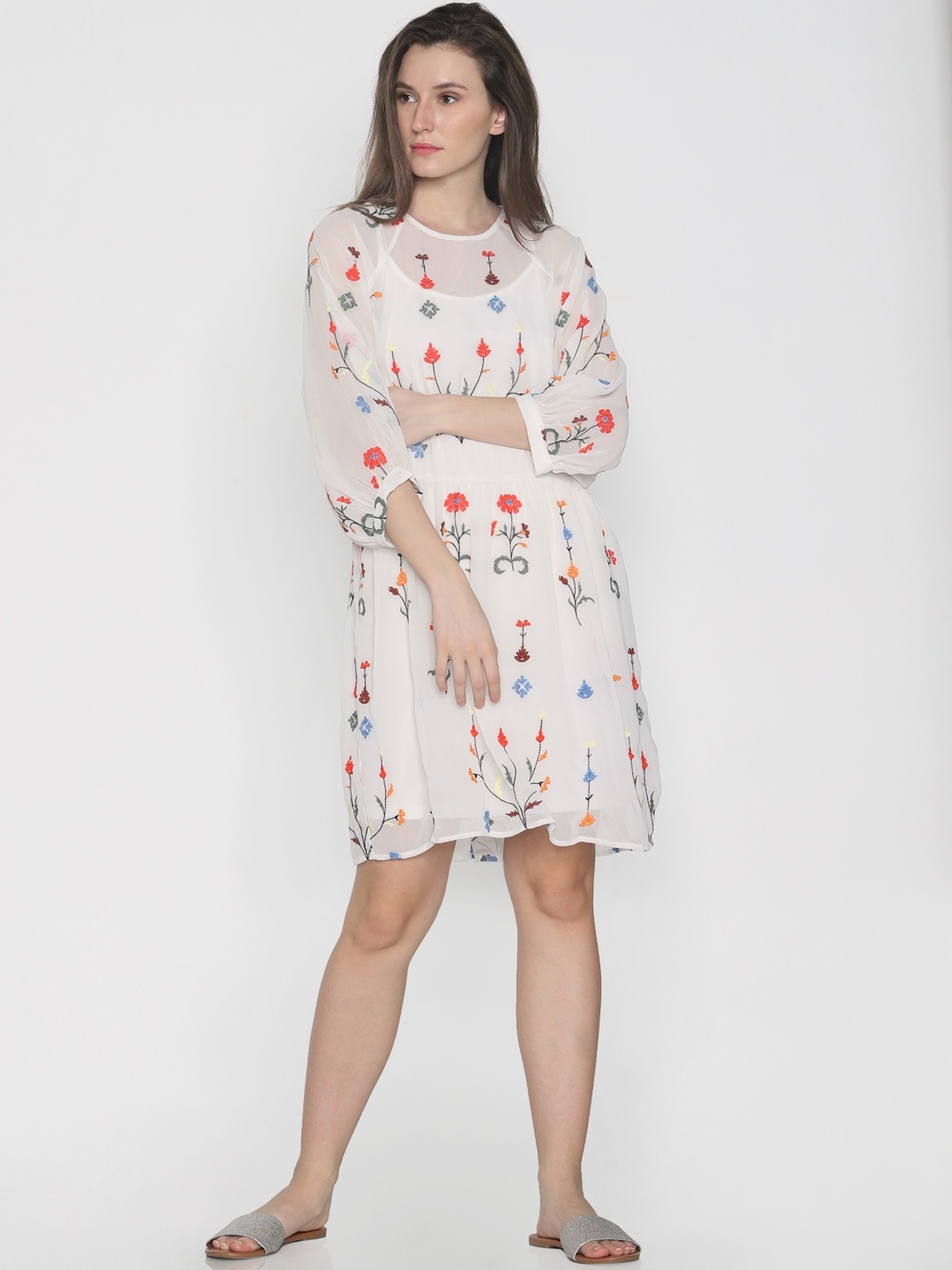 

Vero Moda Women White & Red Embroidered Fit and Flare Dress