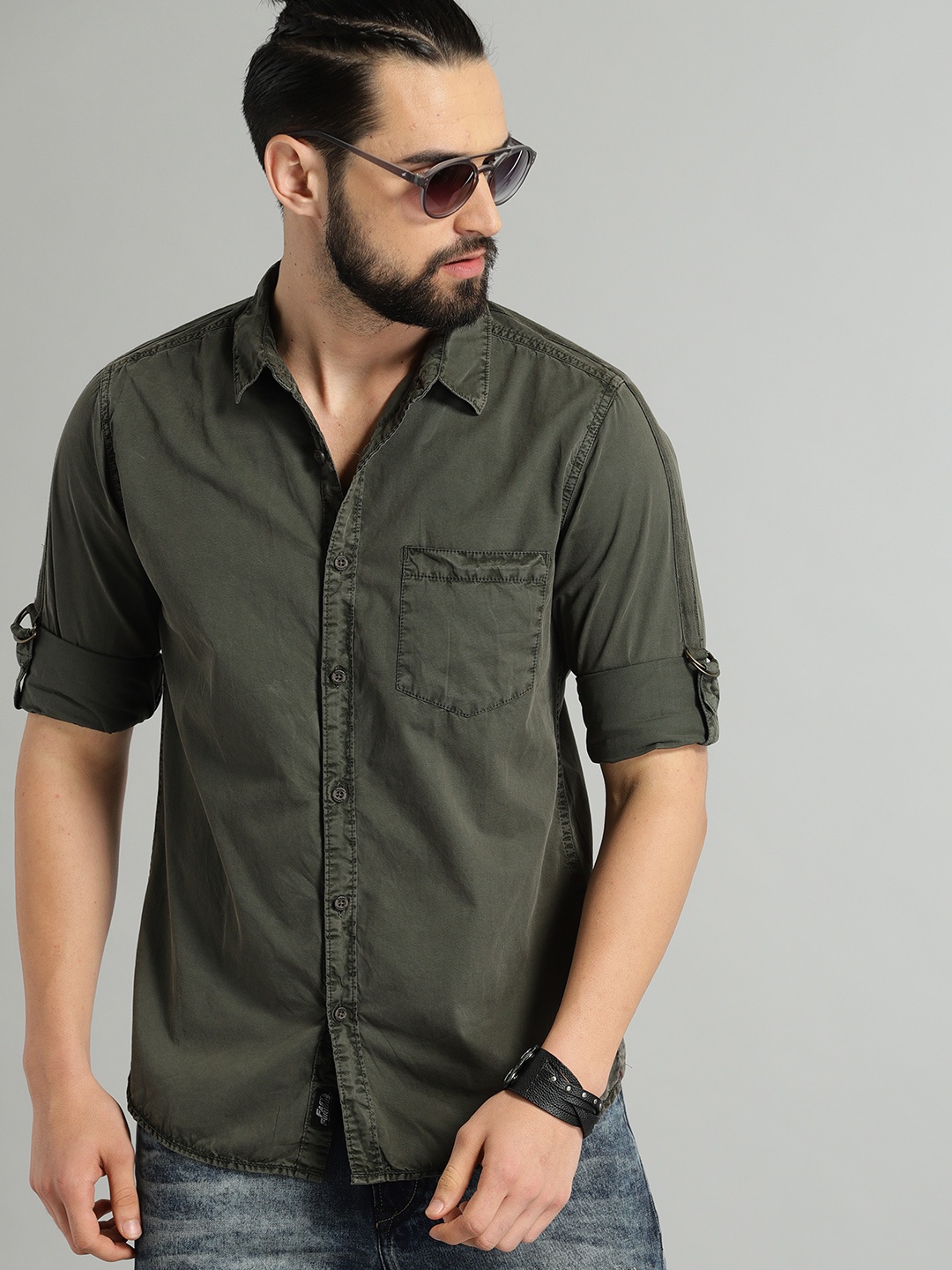 

Roadster Men Olive Green Regular Fit Solid Casual Sustainable Shirt