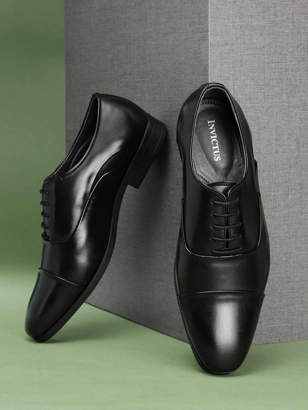 

INVICTUS Men Black Formal Oxford Shoes
