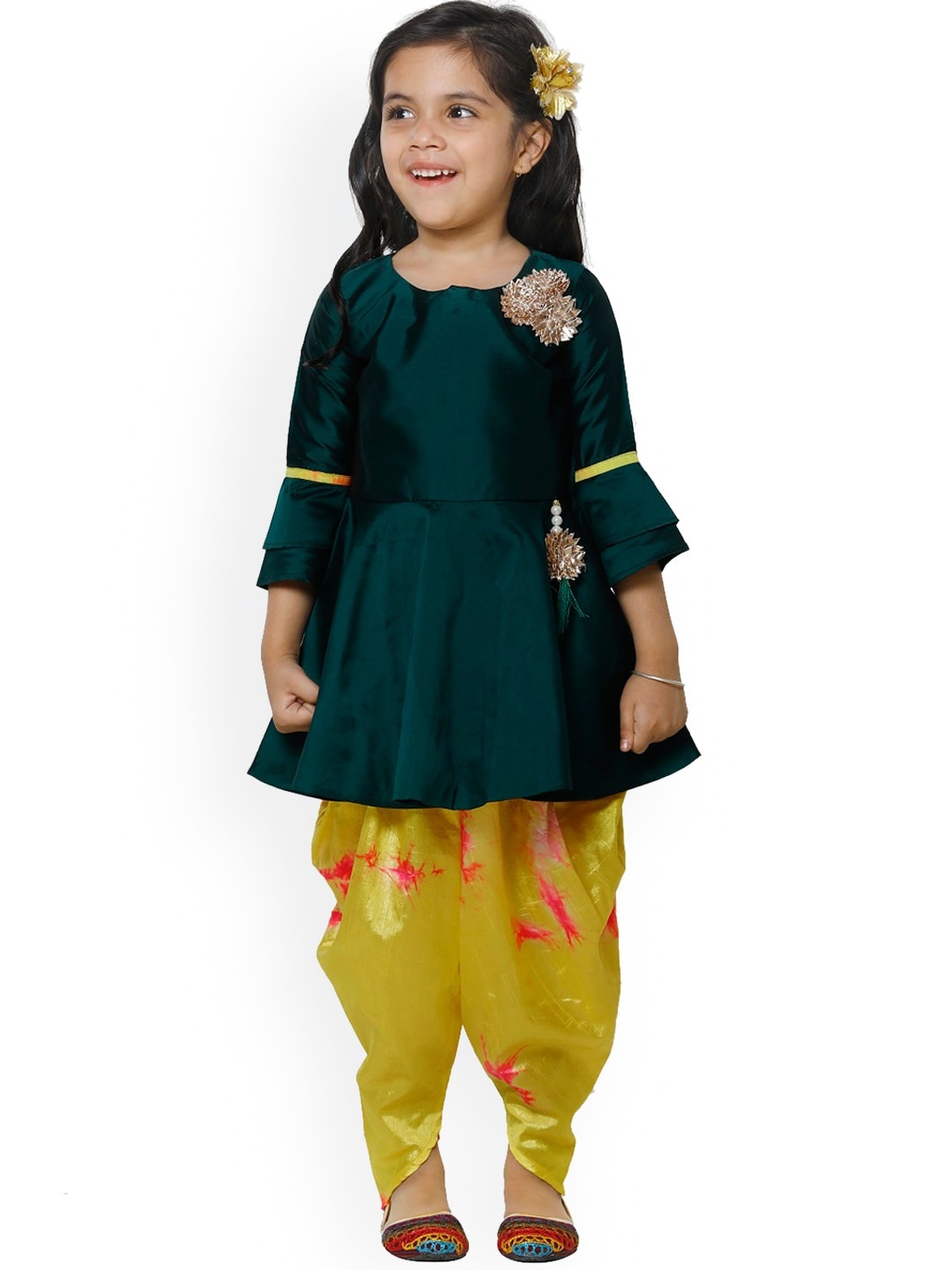 

LilPicks Girls Green & Mustard Yellow Solid Kurta Set