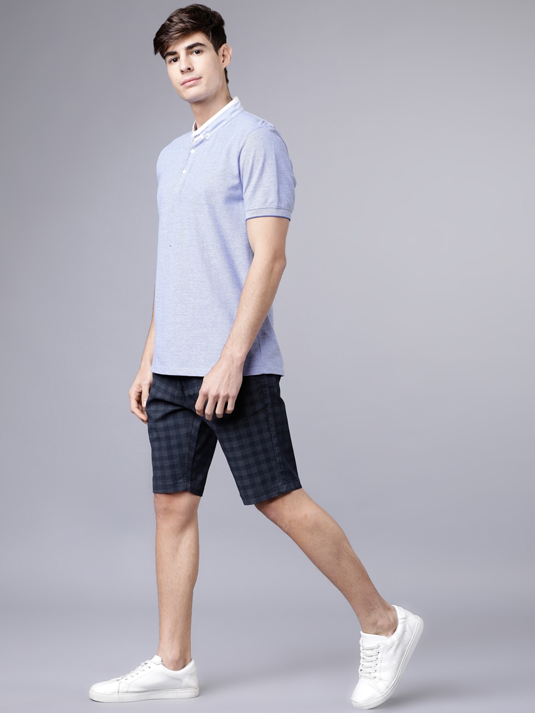 

HIGHLANDER Men Navy Blue Checked Slim Fit Regular Shorts