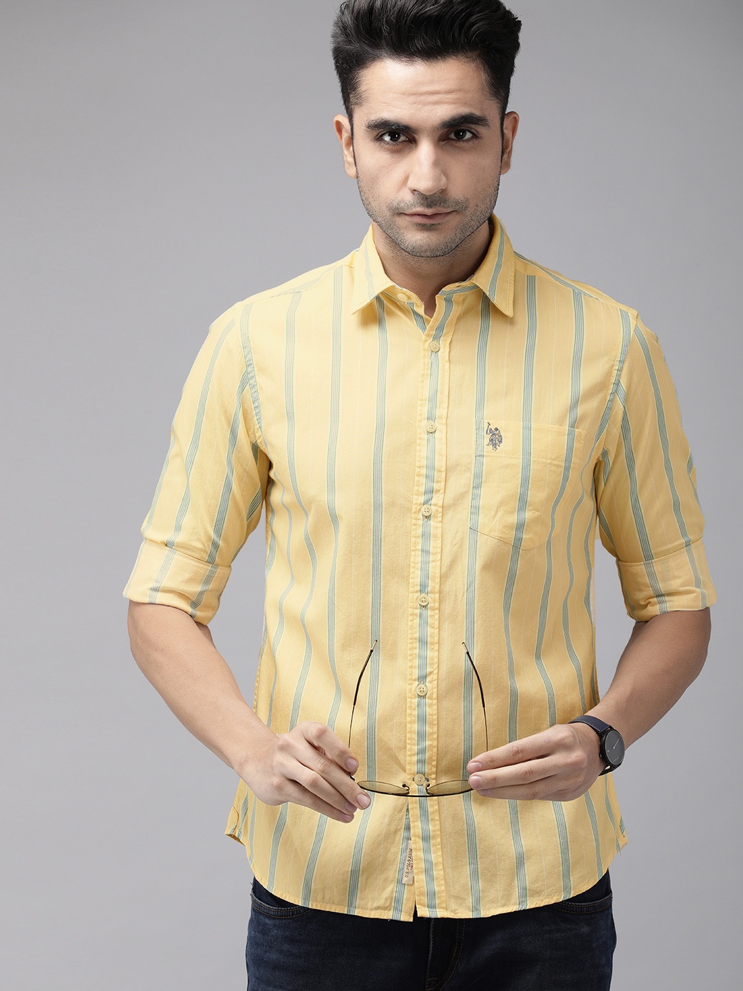 

U.S. Polo Assn. Men Yellow & Blue Tailored Fit Striped Casual Shirt