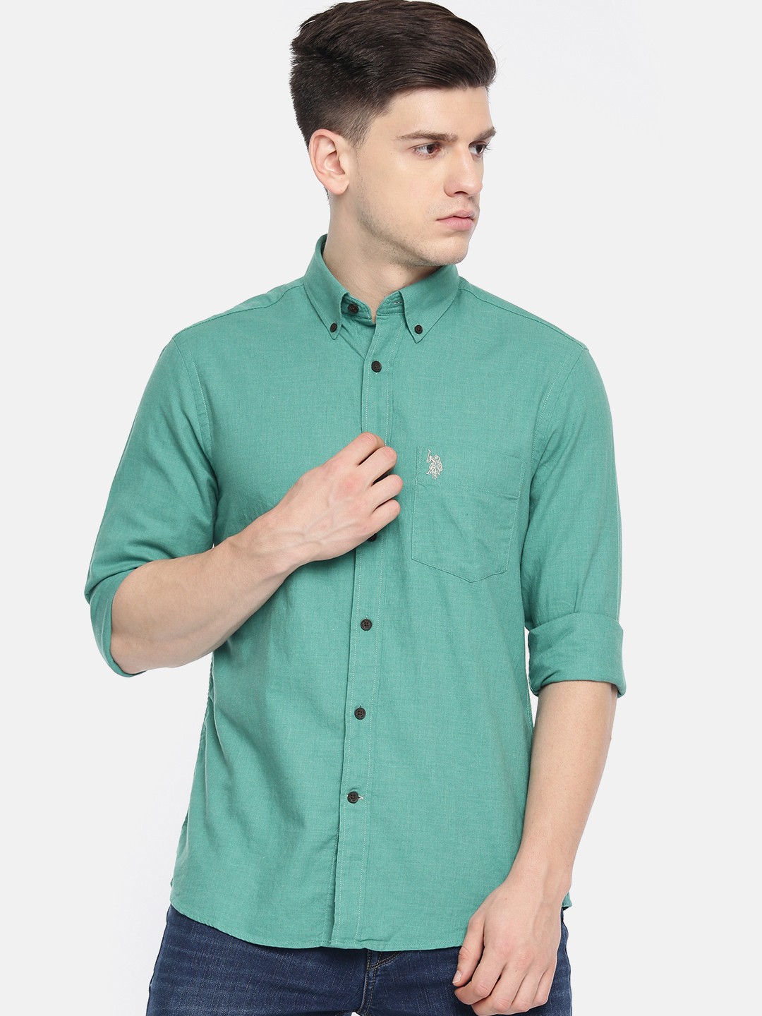 

U.S. Polo Assn. Men Green Tailored Fit Solid Casual Shirt
