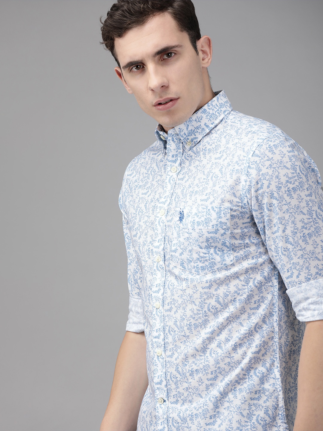 

U.S. Polo Assn. Men White & Blue Tailored Fit Printed Casual Shirt