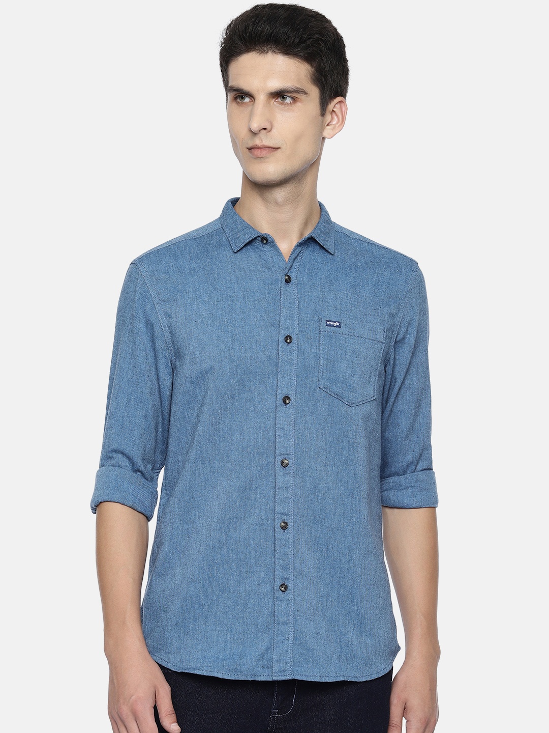 

Wrangler Men Blue Regular Fit Solid Casual Shirt