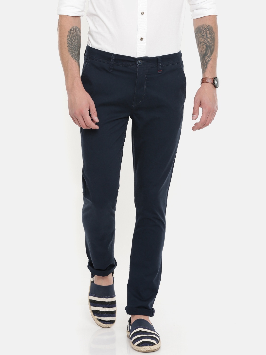 

Lee Men Navy Blue Bruce Skinny Fit Solid Chinos