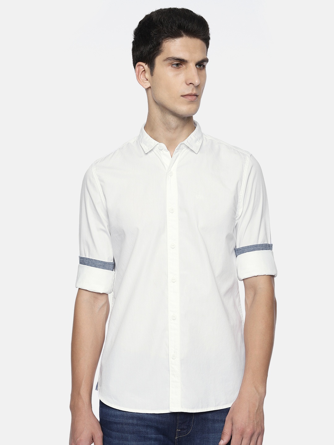 

Lee Men White Slim Fit Solid Casual Shirt