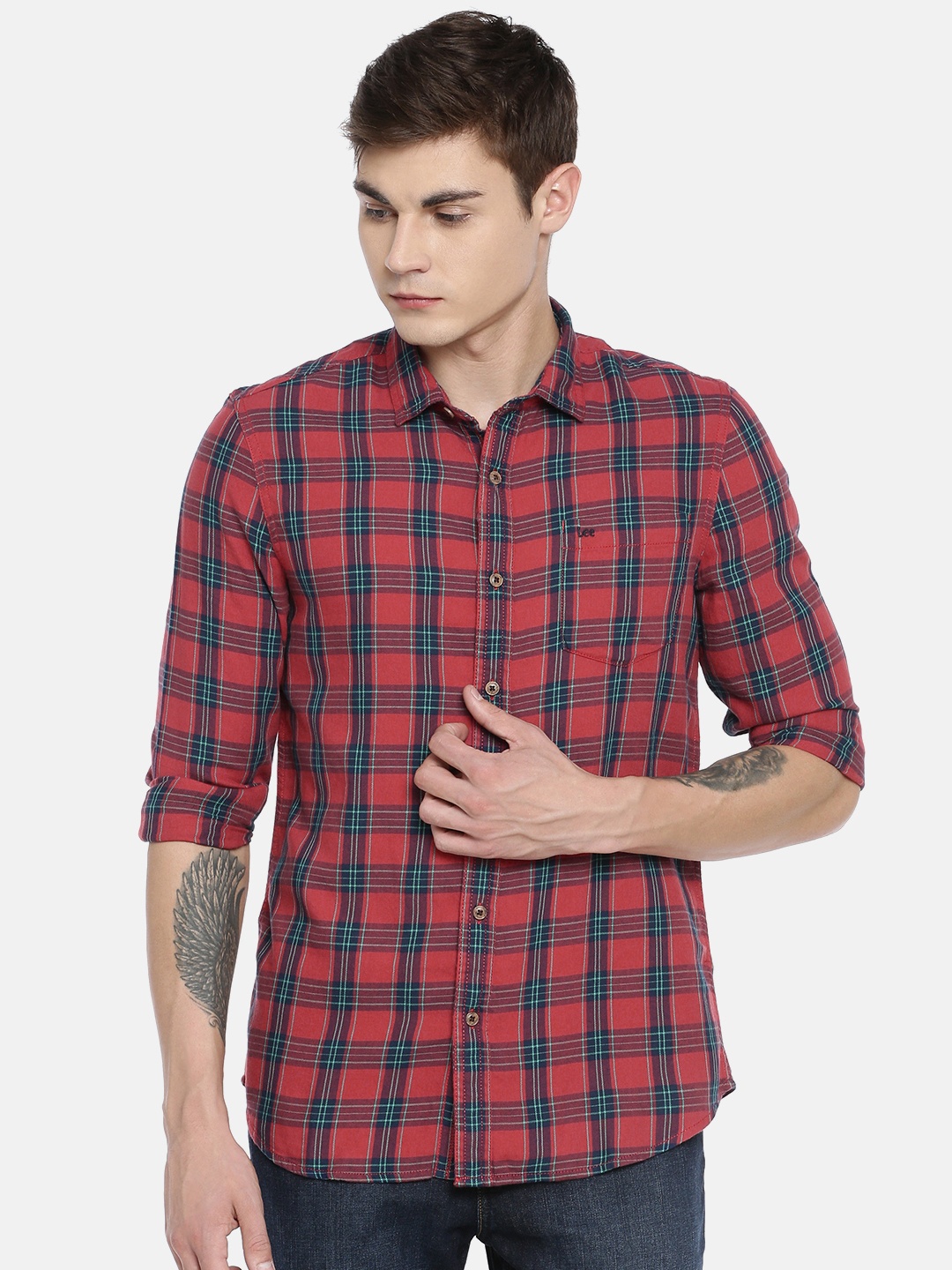 

Lee Men Red & Green Checked Slim Fit Casual Shirt