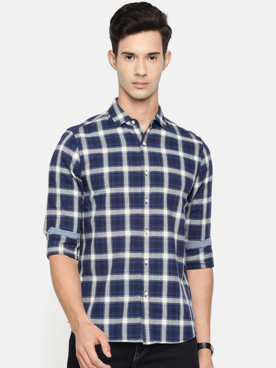 

Lee Men Blue & White Slim Fit Checked Casual Shirt