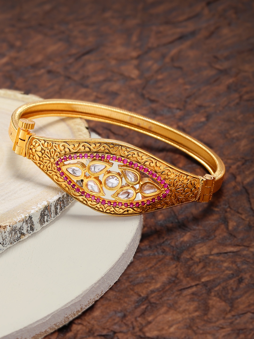 

Zaveri Pearls Gold-Toned Antique Kada