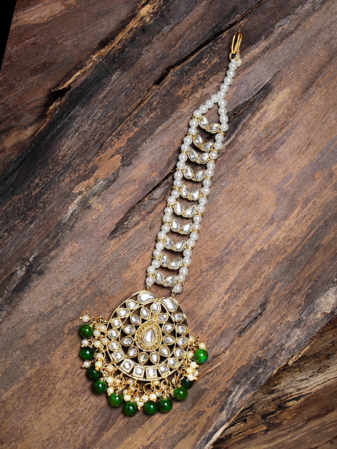 

Zaveri Pearls Gold-Toned Kundan Studded Traditional Maangtikka