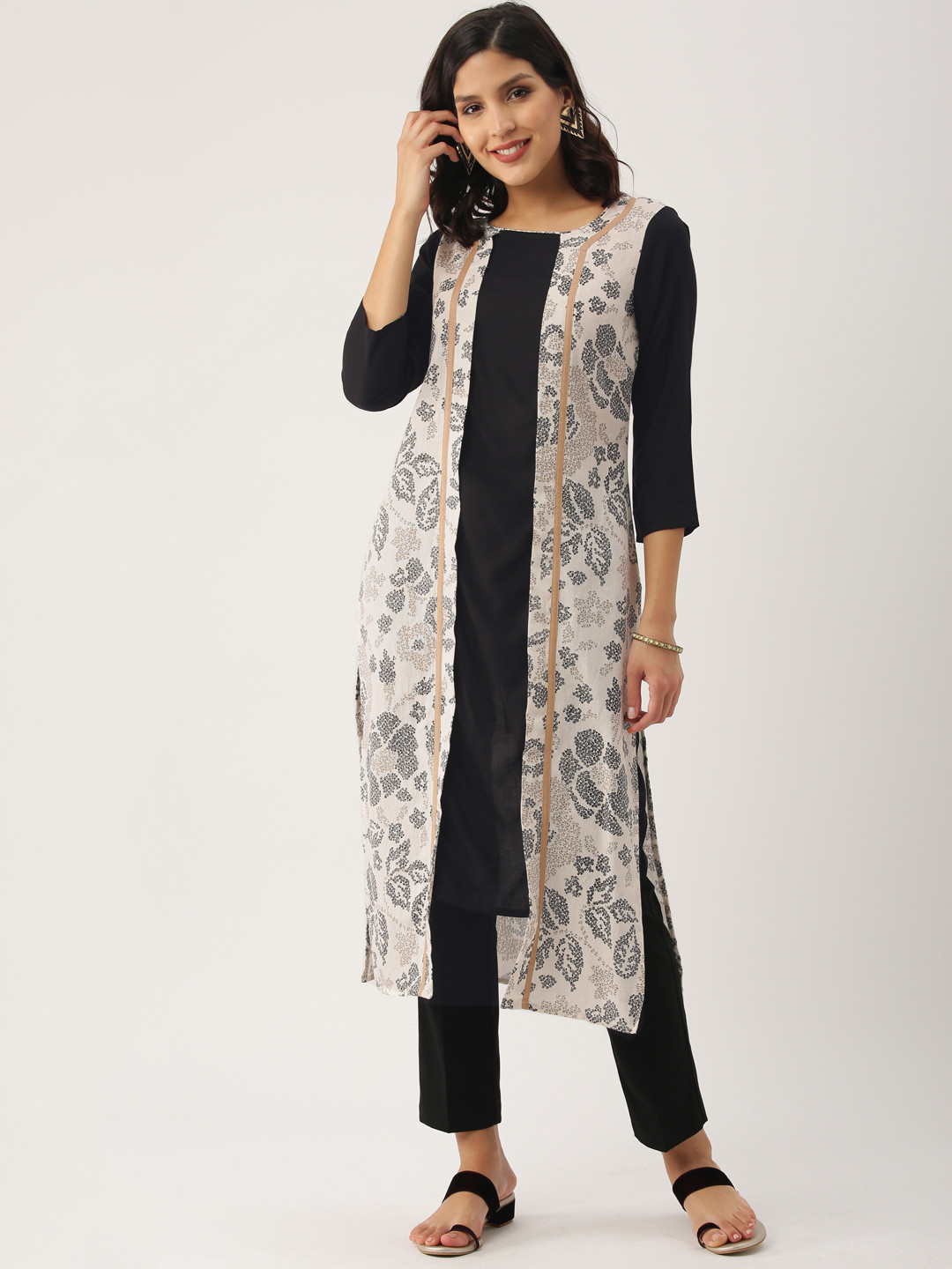 

IMARA Women Black & White Floral Print Straight Kurta