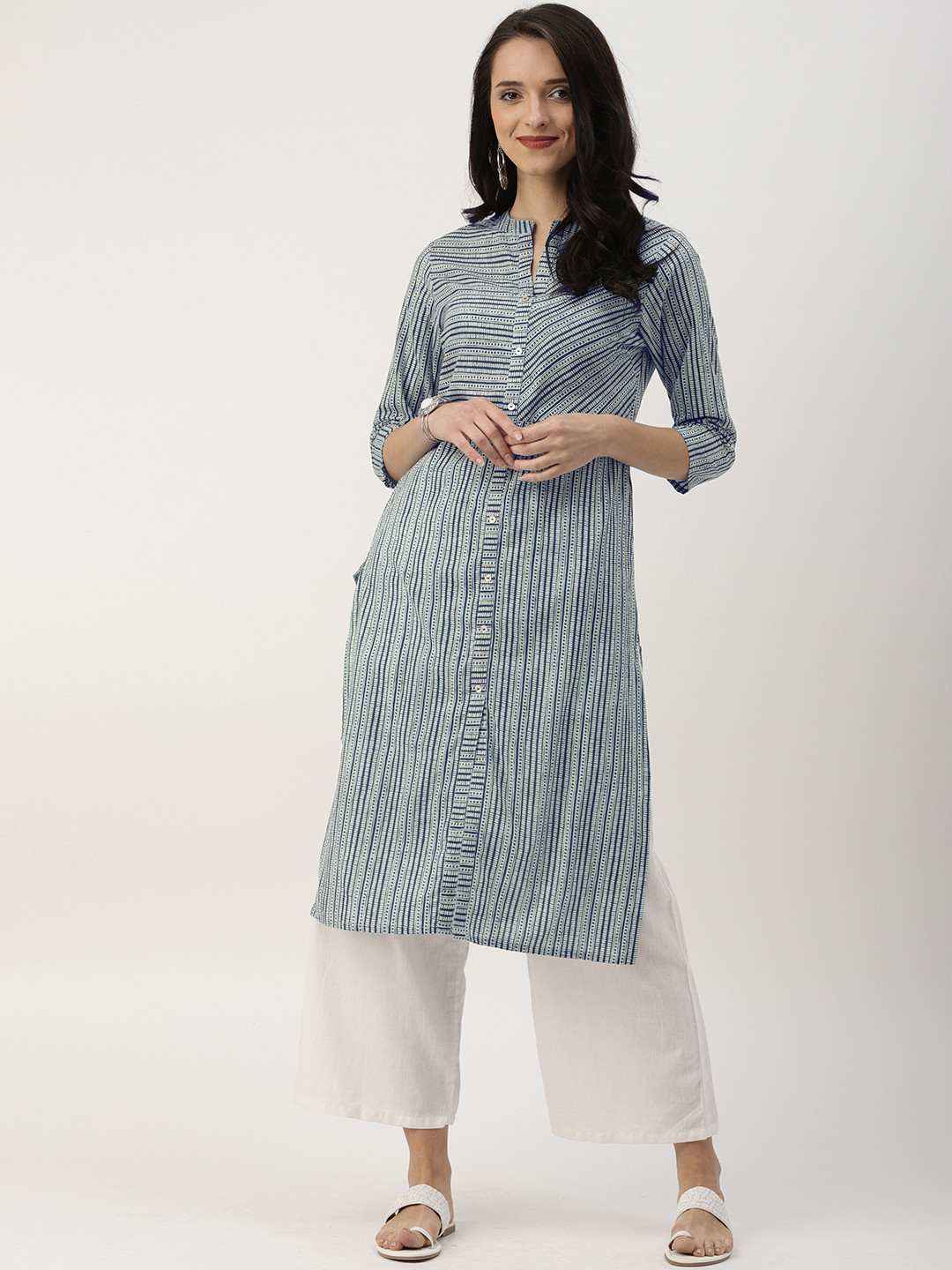 

IMARA Women Blue Dyed Straight Kurta