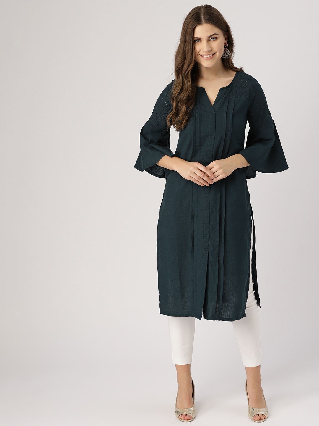 

IMARA Women Green Solid Straight Kurta