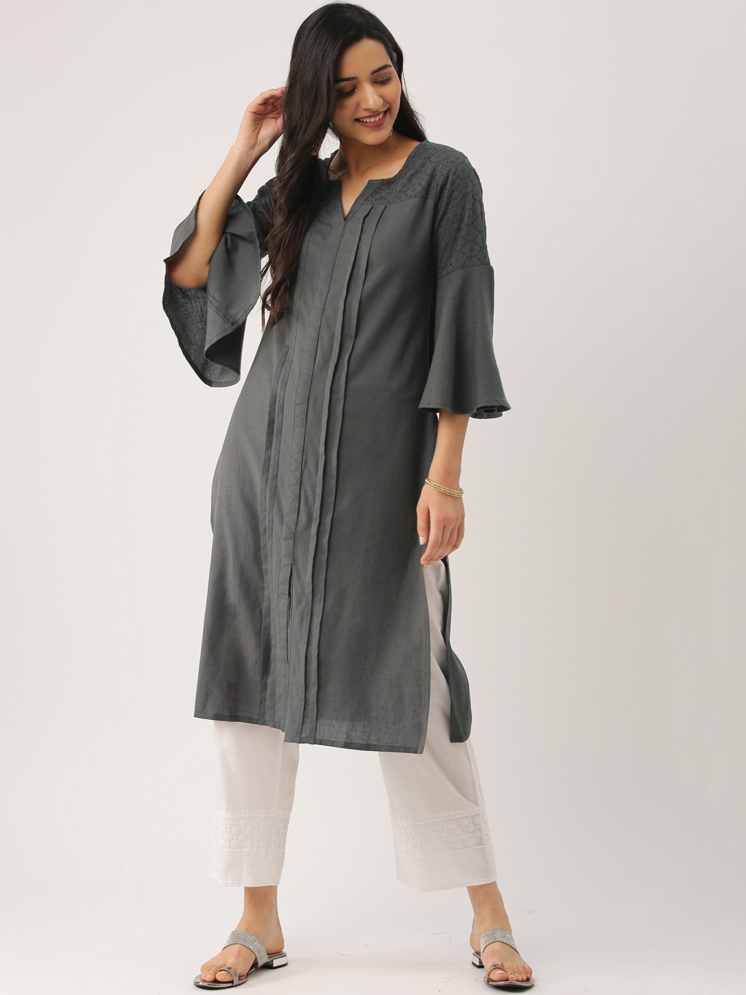 

IMARA Women Grey Solid Straight Kurta