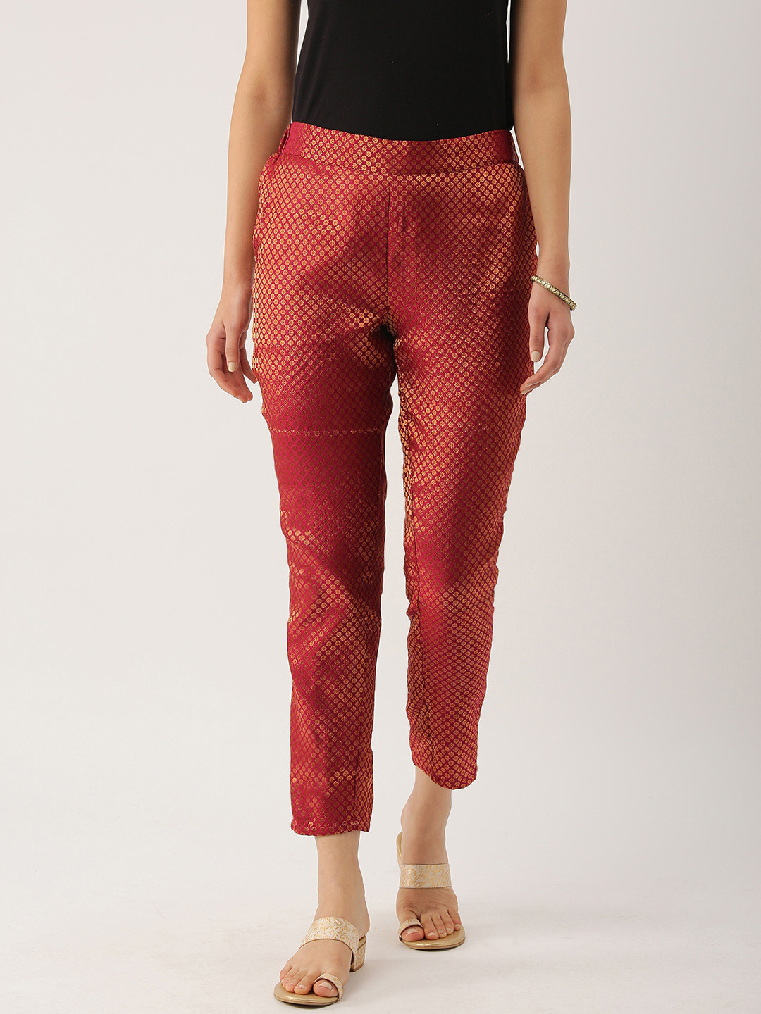 

IMARA Women Maroon & Gold-Toned Regular Fit Woven Design Cropped Cigarette Trousers