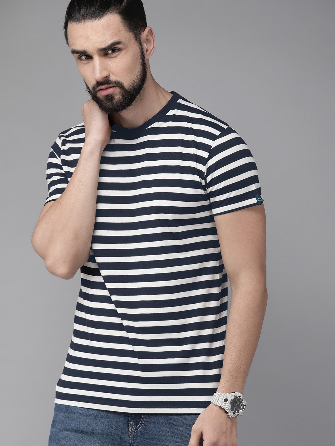 

The Roadster Lifestyle Co Men Navy Blue Off-White Striped Round Neck Organic Cotton Greenturn Organic Cotton T-shirt