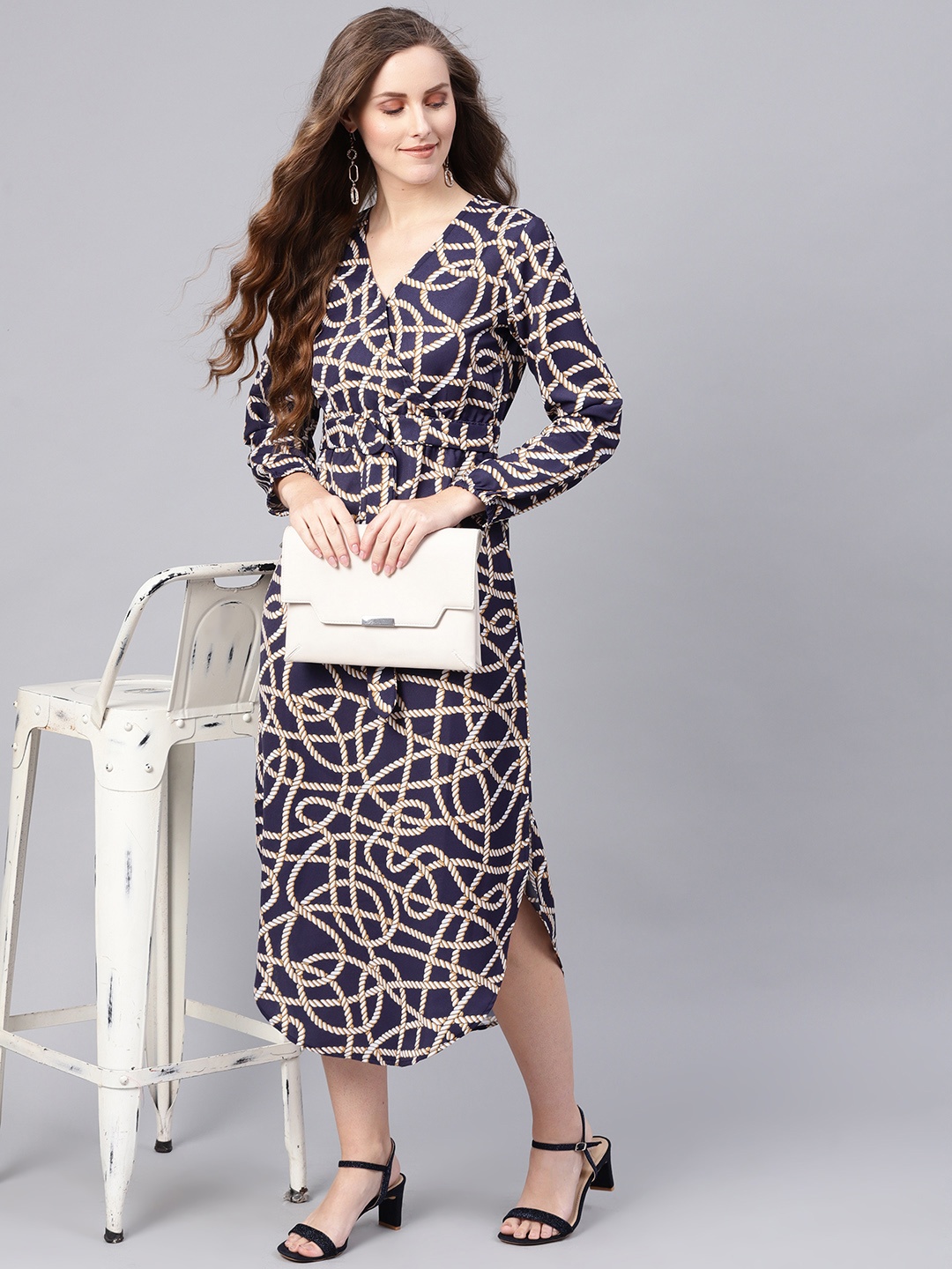 

SASSAFRAS Women Purple & White Printed Wrap Dress