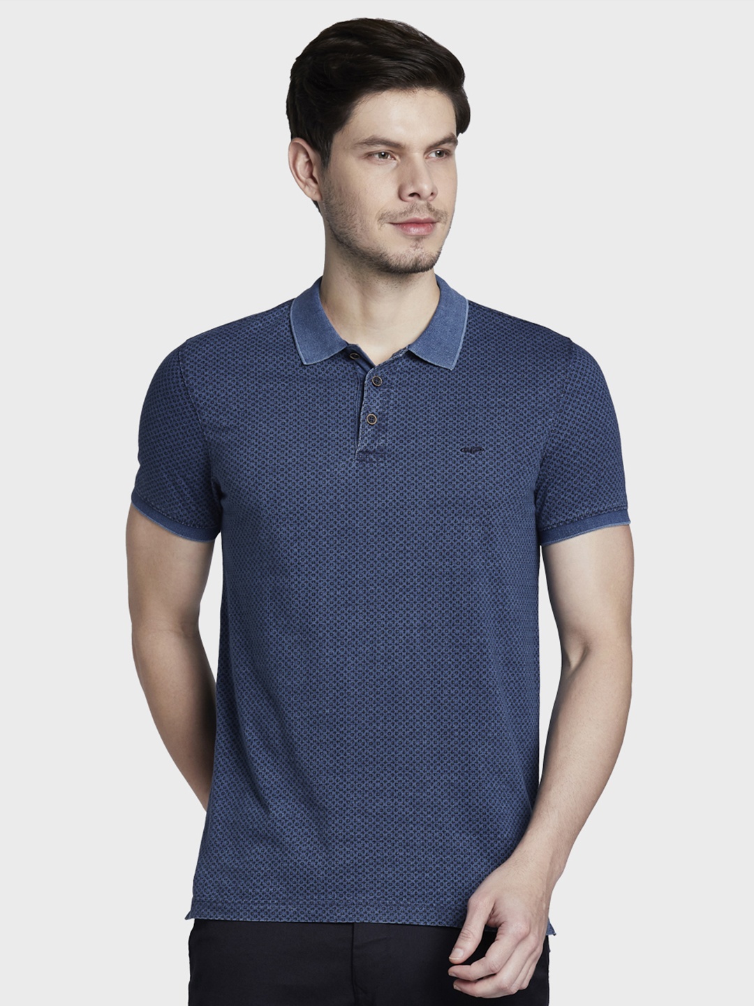

ColorPlus Men Blue Solid Polo Collar T-shirt