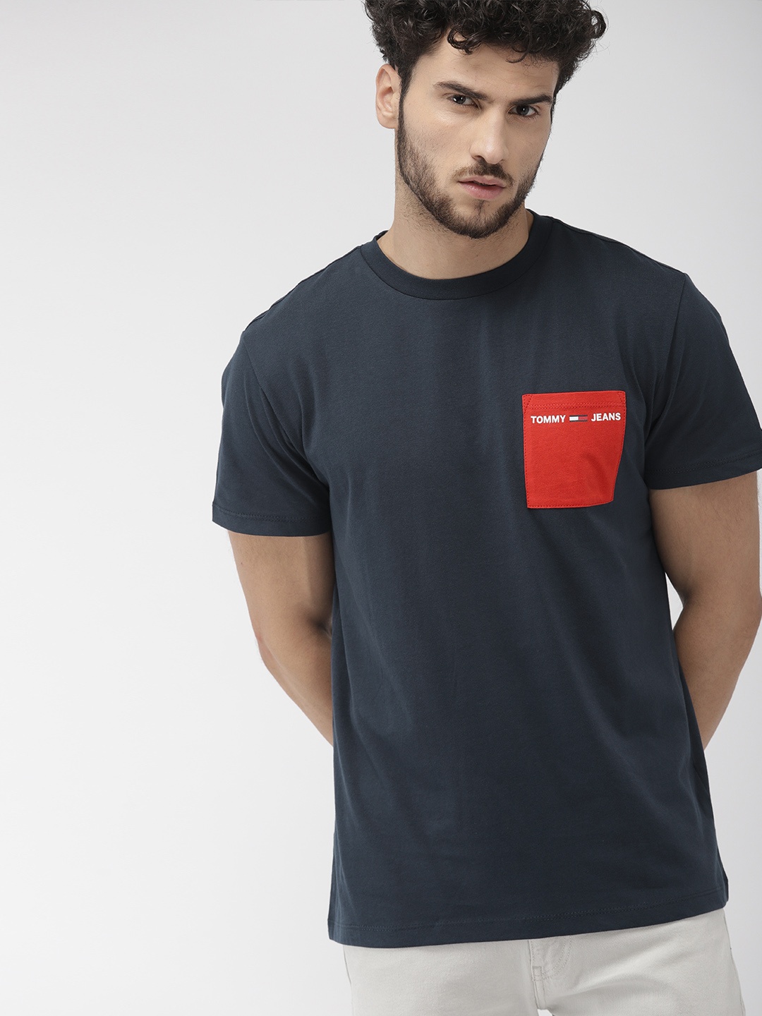

Tommy Hilfiger Men Navy Blue Red Solid Round Neck Pure Cotton T-shirt