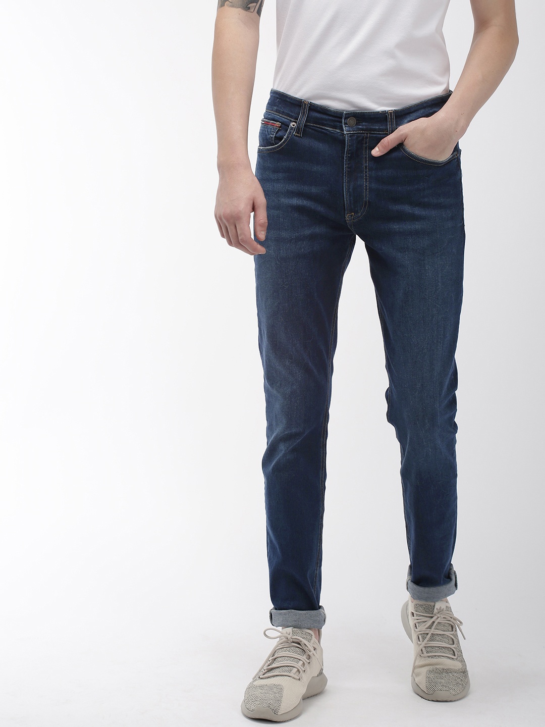 

Tommy Hilfiger Men Blue Simon Skinny Fit Mid-Rise Clean Look Stretchable Jeans