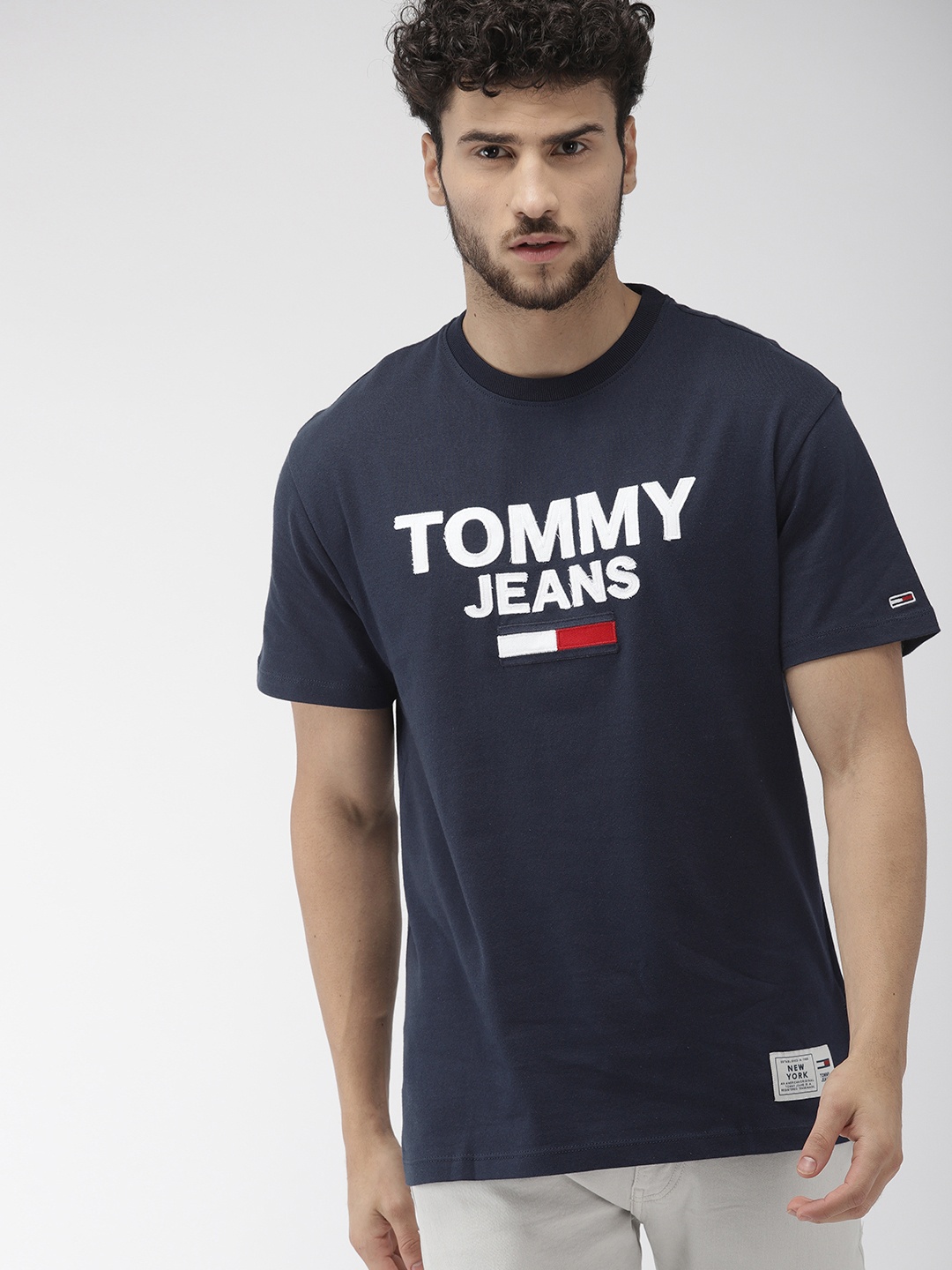 

Tommy Hilfiger Men Navy Blue White Printed Round Neck Pure Cotton T-shirt