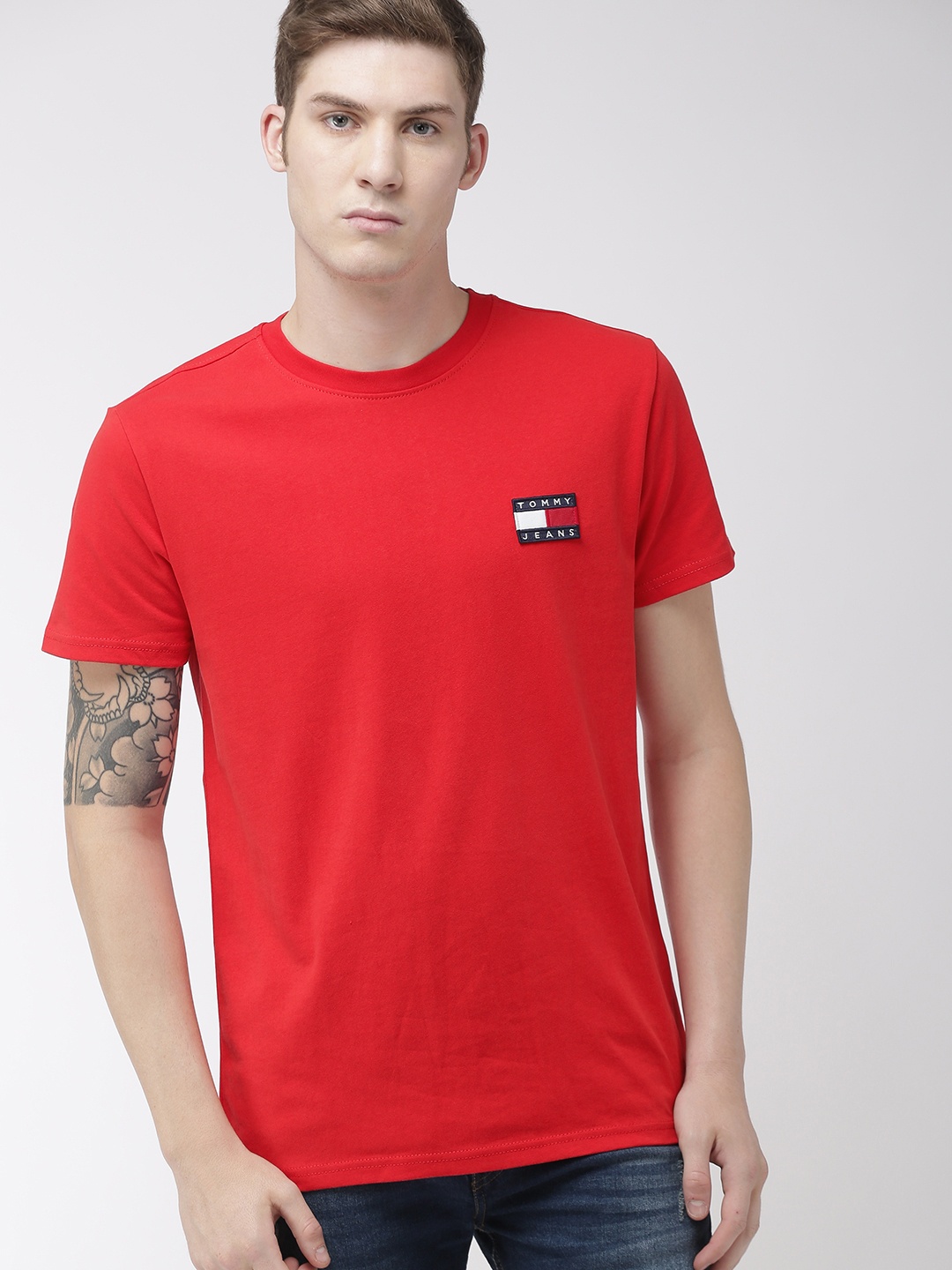 

Tommy Hilfiger Men Red Solid Round Neck Pure Cotton T-shirt