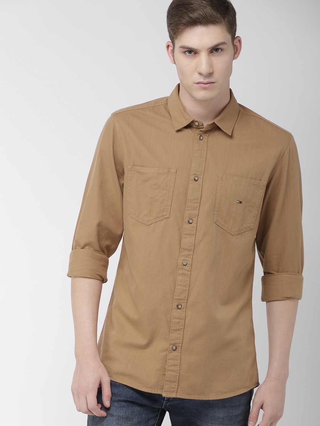 

Tommy Hilfiger Men Khaki Regular Fit Solid Casual Shirt