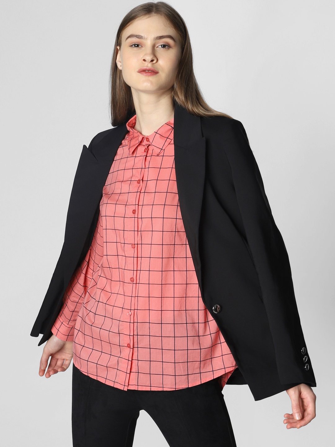 

Vero Moda Women Pink & Navy Blue Regular Fit Checked Casual Shirt